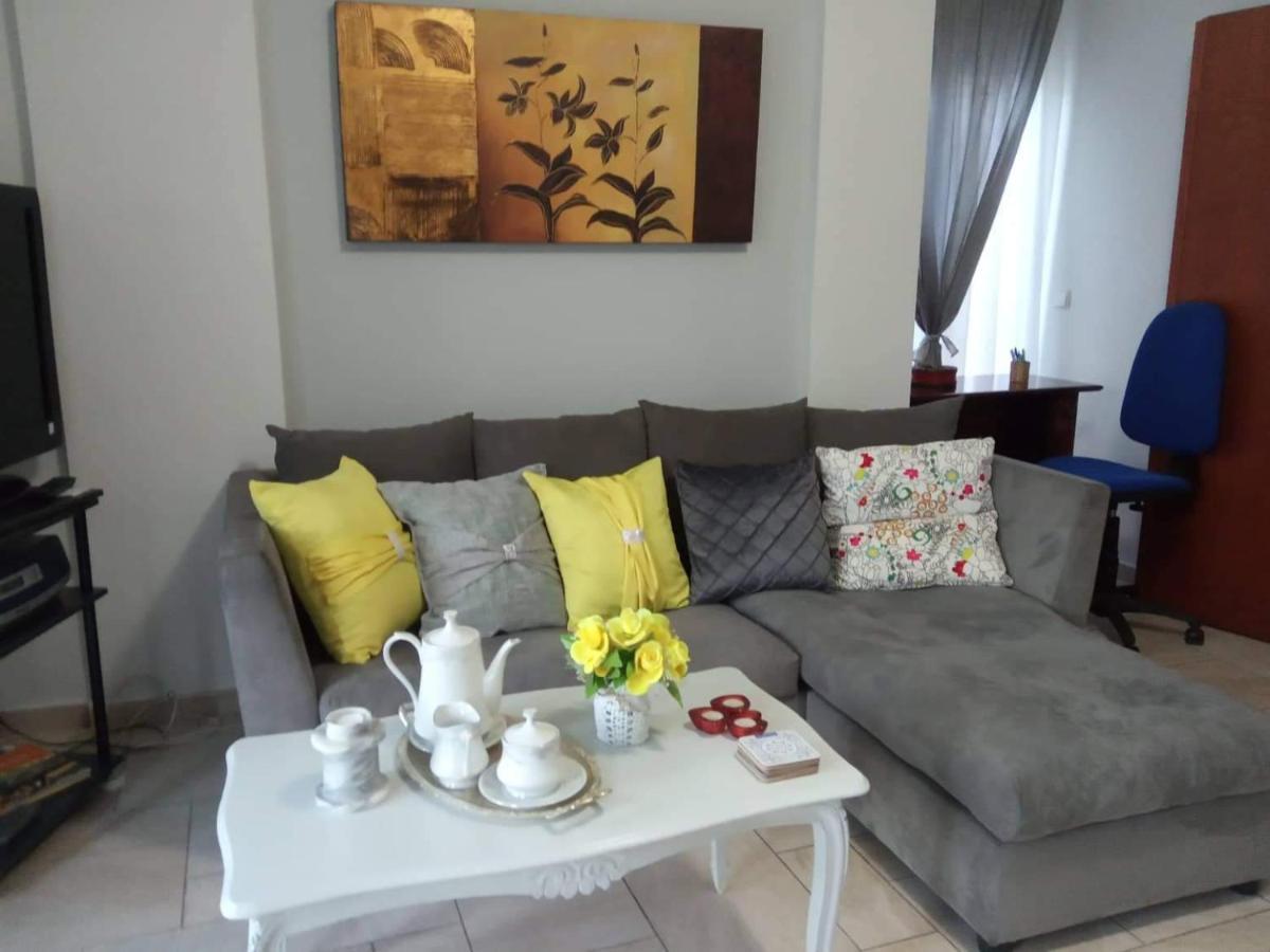 Πέτρινο Στη Θάλασσα Apartamento Nafpaktos Exterior foto