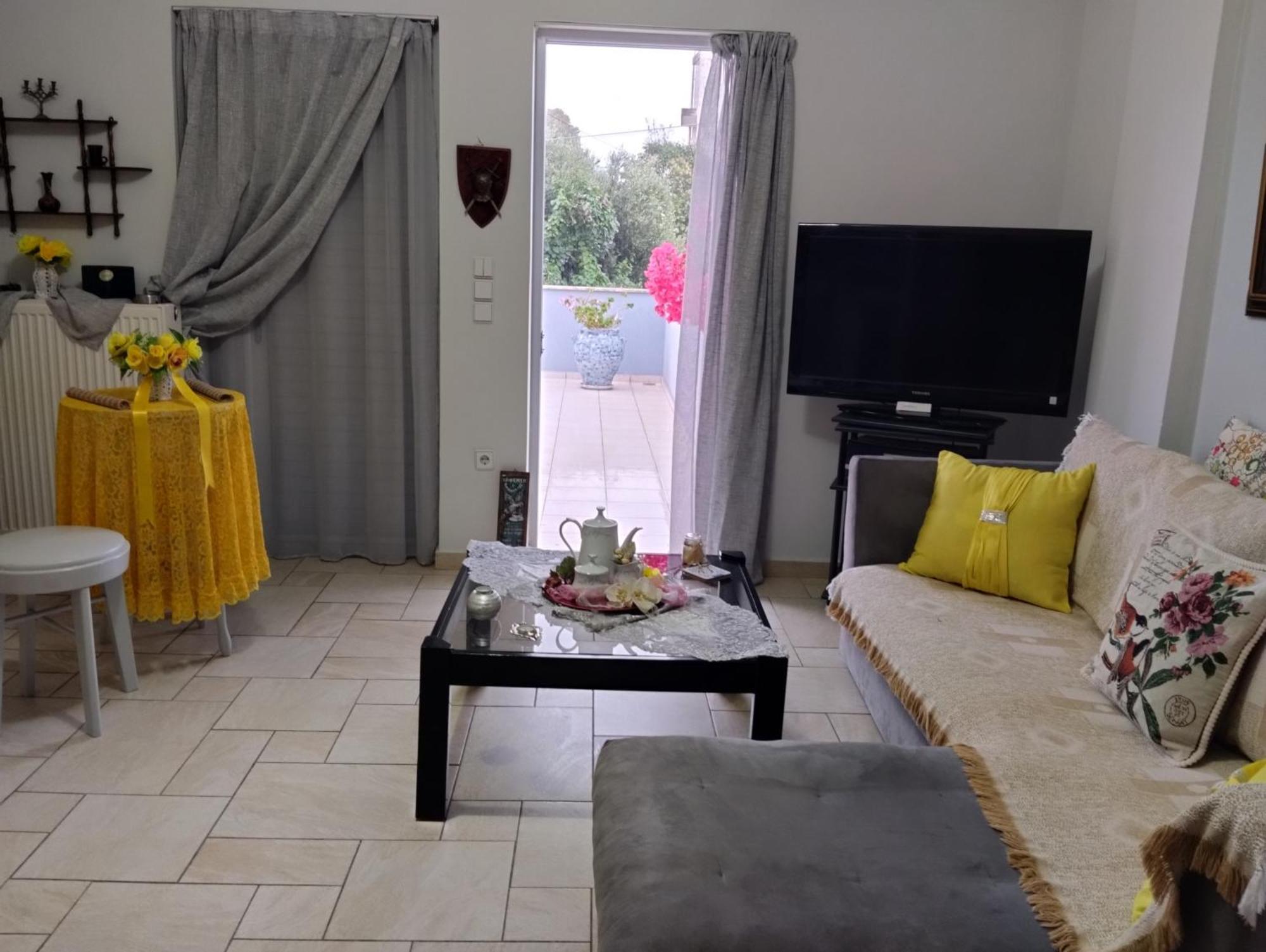 Πέτρινο Στη Θάλασσα Apartamento Nafpaktos Exterior foto